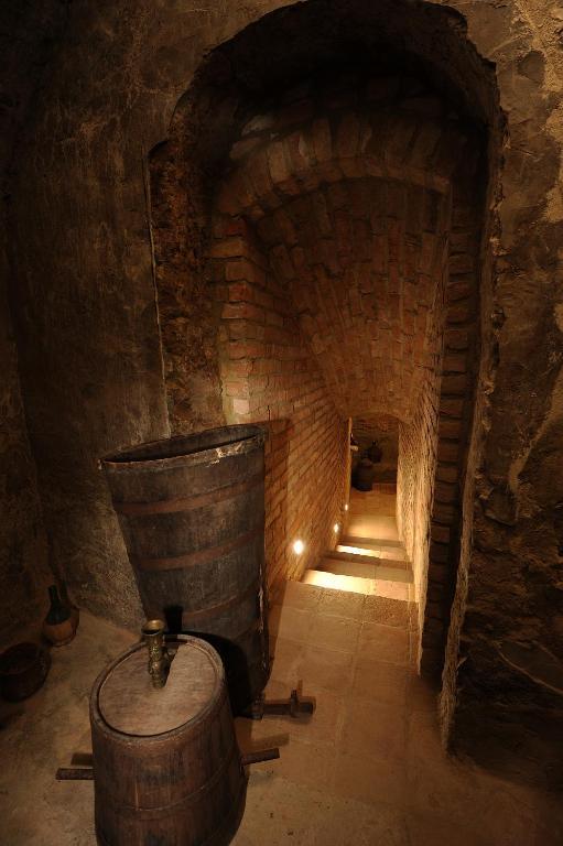 Bianconiglio Monforte dʼAlba